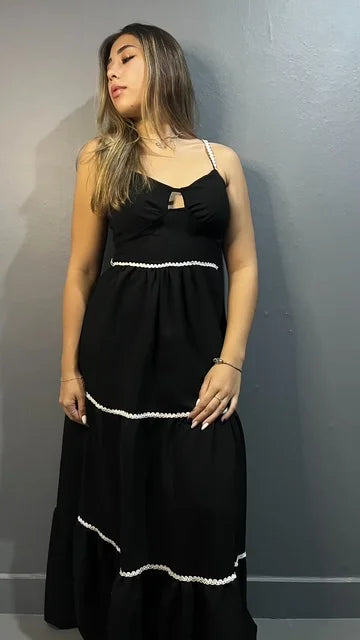 VESTIDO PRETO RENDINHA